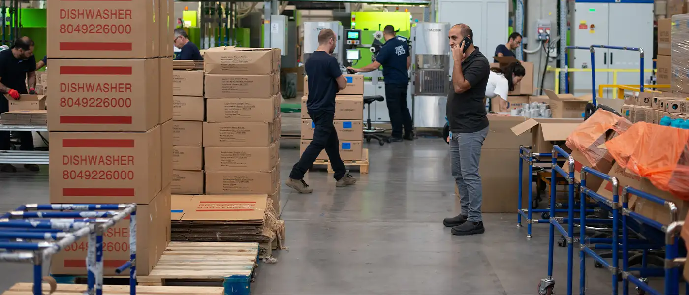 Streamline Your E-commerce Operations in Malaysia with Locad’s Inventory Management Service 49 Inside a warehouse of an e-commerce business | Locad