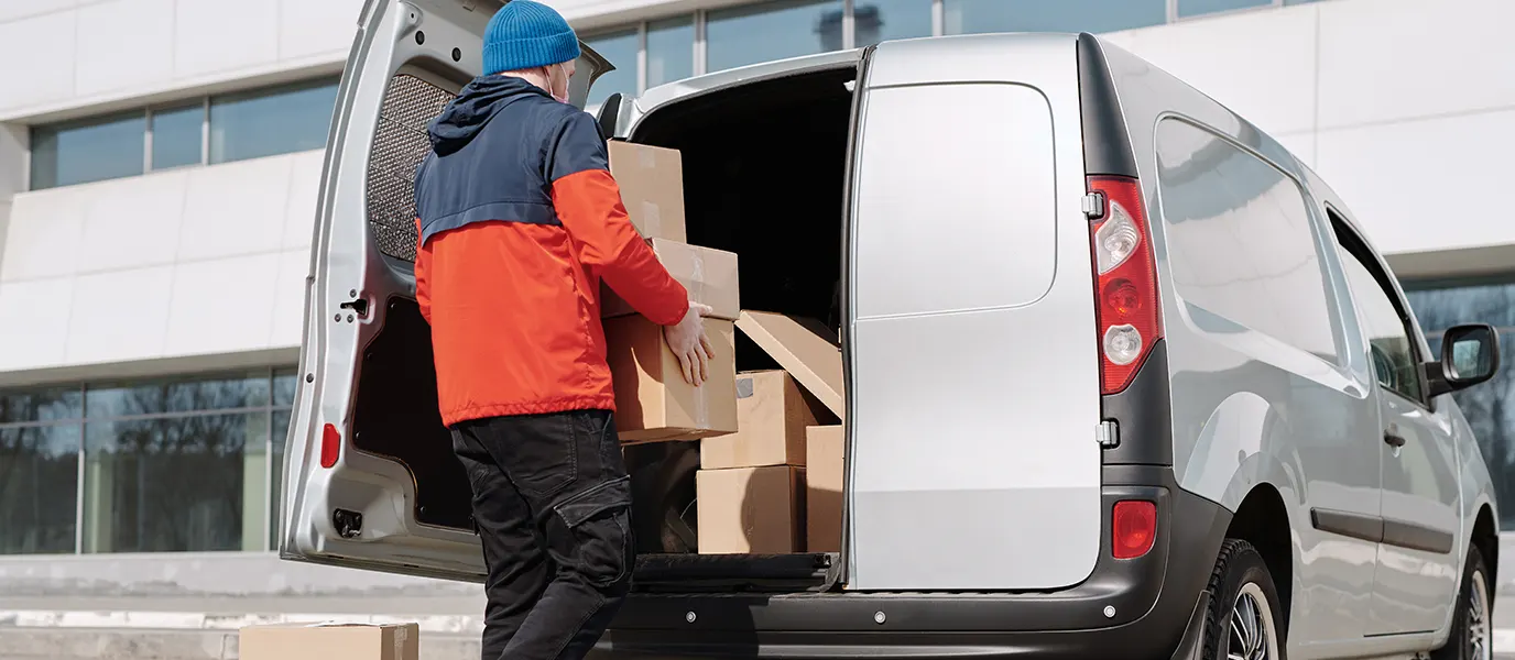 Supply Chain Distribution in E-commerce