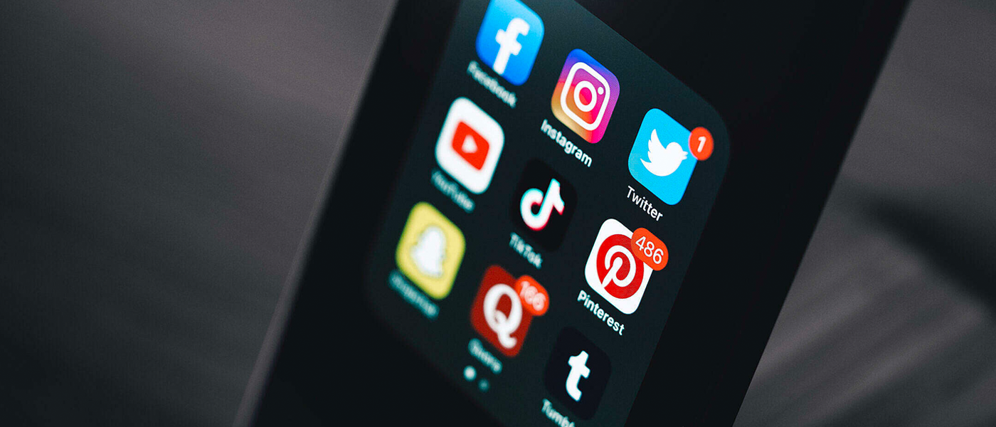 The Guide to Competitor Analysis in E-commerce 2 The Guide to Competitor Analysis in E-commerce