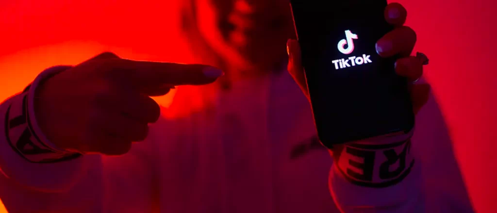 Philippine Social Media Landscape: A Beginner’s Guide to Localized Marketing