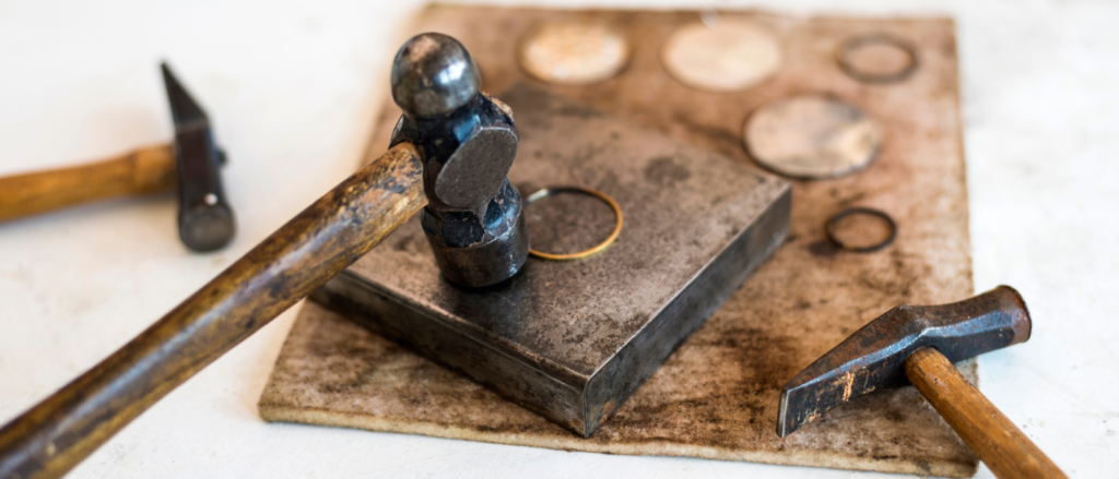 Fulfillment Adalah: Pengertian, Jenis, hingga Cara Kerja!