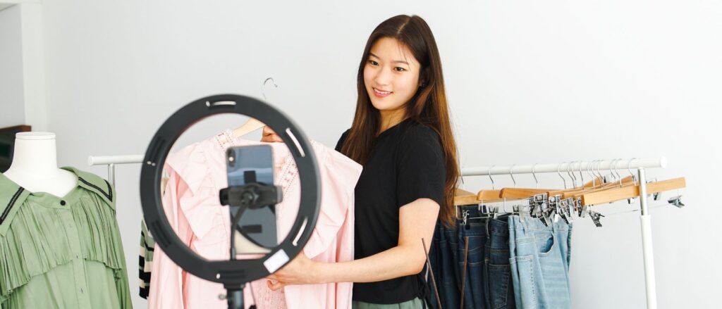 Scrolling untuk Belanja Online: Cara Memesan di TikTok Shop