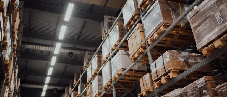 Simplify order management for your business 15 E-commerce Warehouse Rack System | Locad Blog