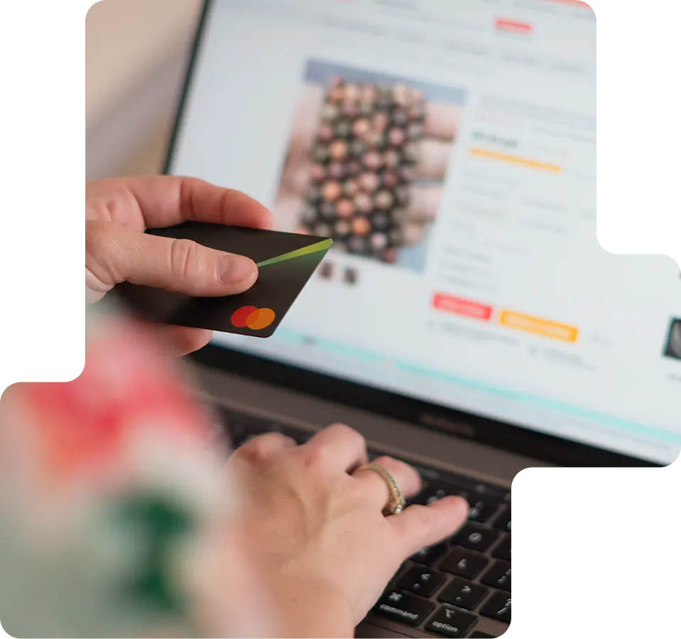 Customer shopping online on an E-commerce website| Locad