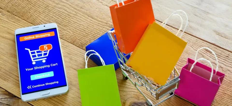 E-commerce bags on a shopping cart | Locad