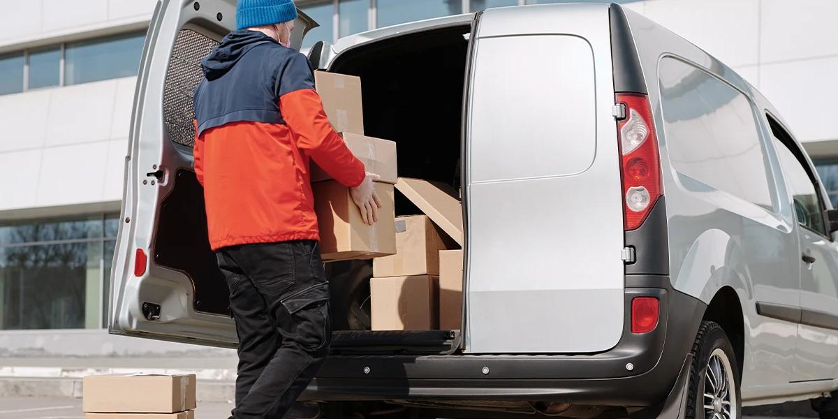 PO Box Courier: Definition, Types, Shipping Steps and more