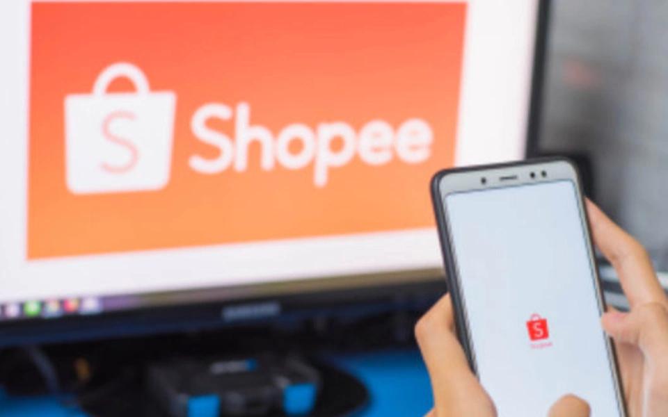 Pembeli palsu di Shopee