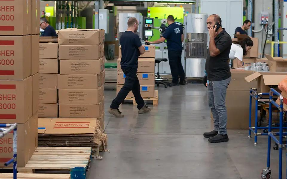 Inside a warehouse of an e-commerce business | Locad