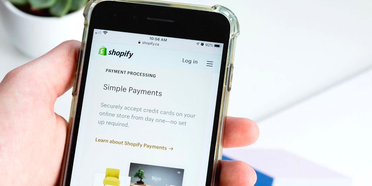 Shopify Fees 101: Which Shopify Plan Is Best In 2023?