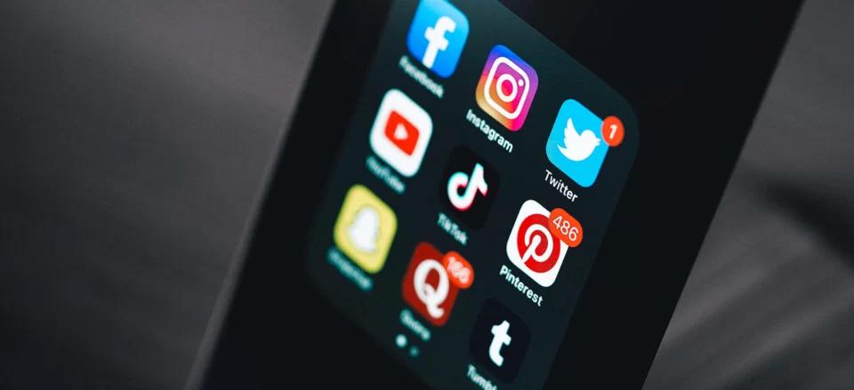 Crafting a Successful Social Media Strategy for the Australian E-commerce Market