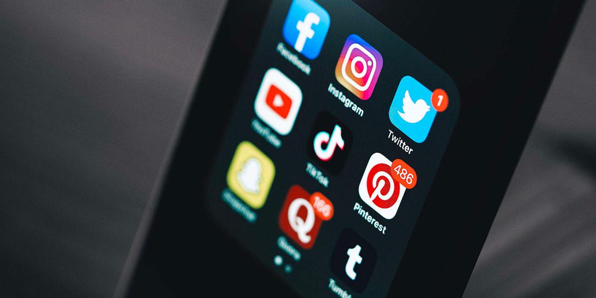 Which Social Channels and Features Should a Budding E-Commerce Business Focus On?