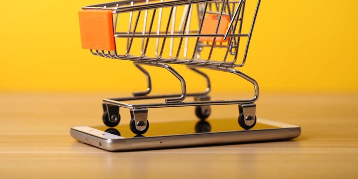 The Double-Edged Sword: How Marketplaces Provide Challenges and Opportunities for Omnichannel Fulfillment