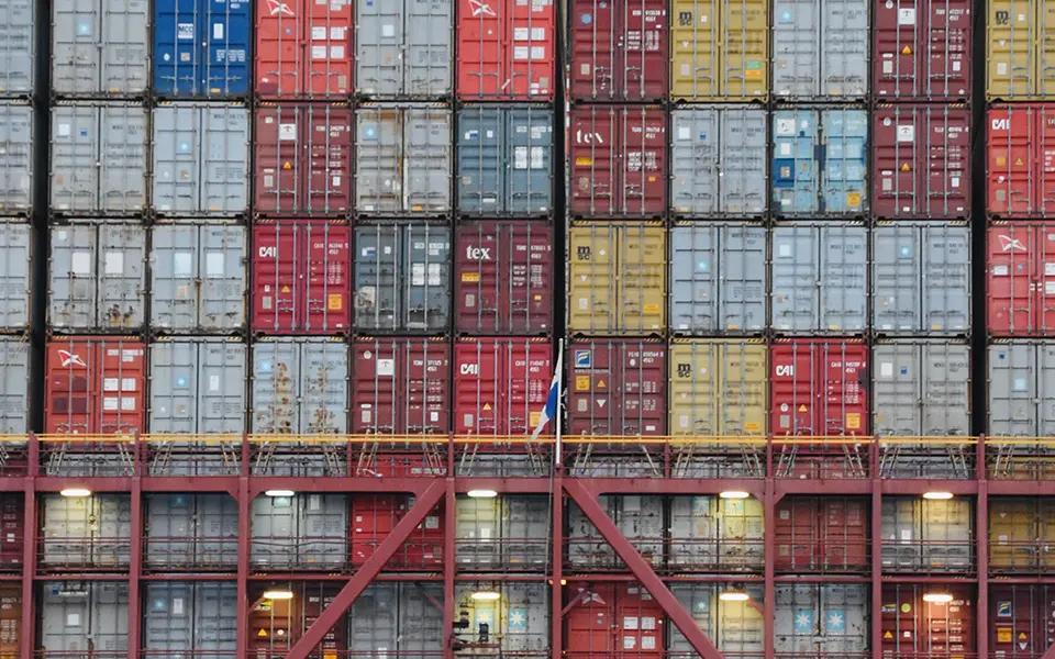 6 Benefits of International Shipping for E-commerce Businesses