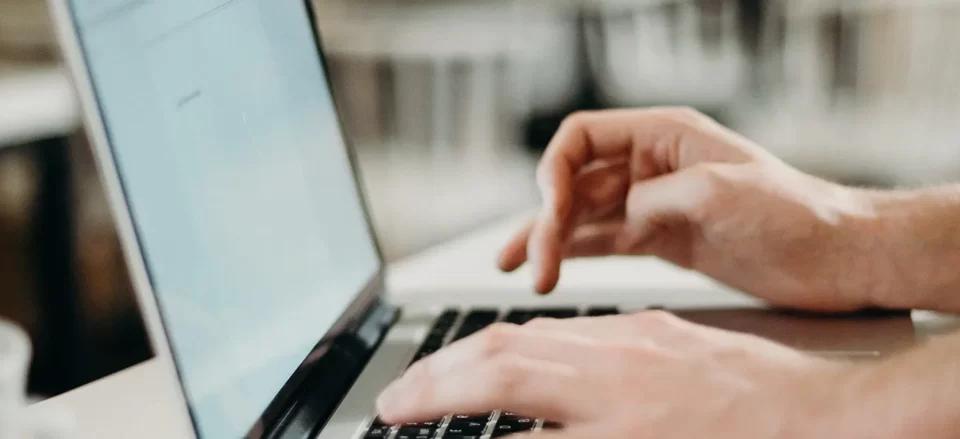 The ultimate guide to customer service emails for e-commerce businesses