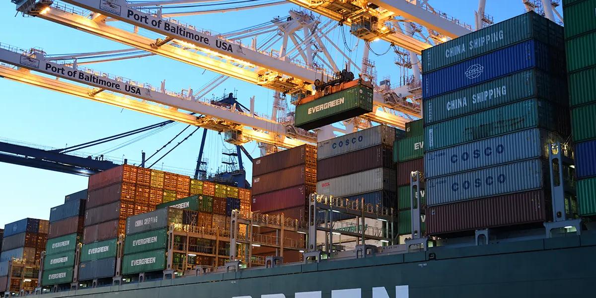 Freight Forwarding in Shipping and E-commerce