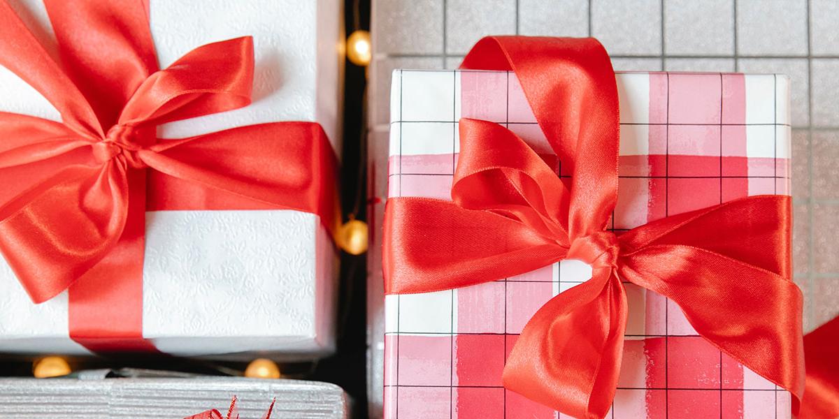 Valentine’s Day Sale Guide For E-commerce Sellers (2025)