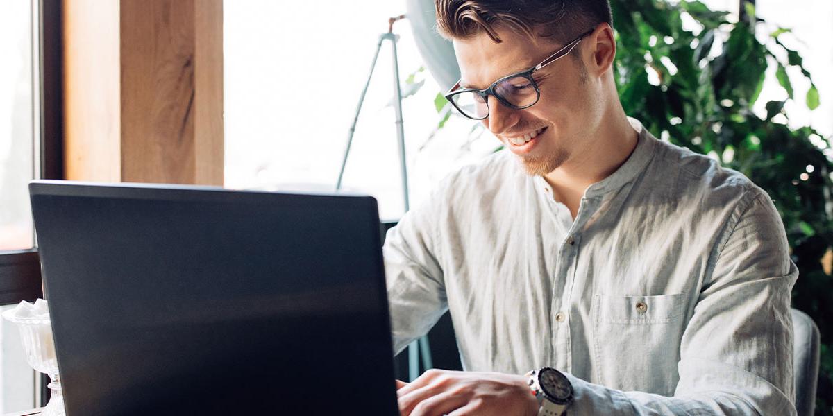 The Ultimate Guide to Omnichannel Retail: How to Revolutionize Your Retail Business With Insightful Strategies