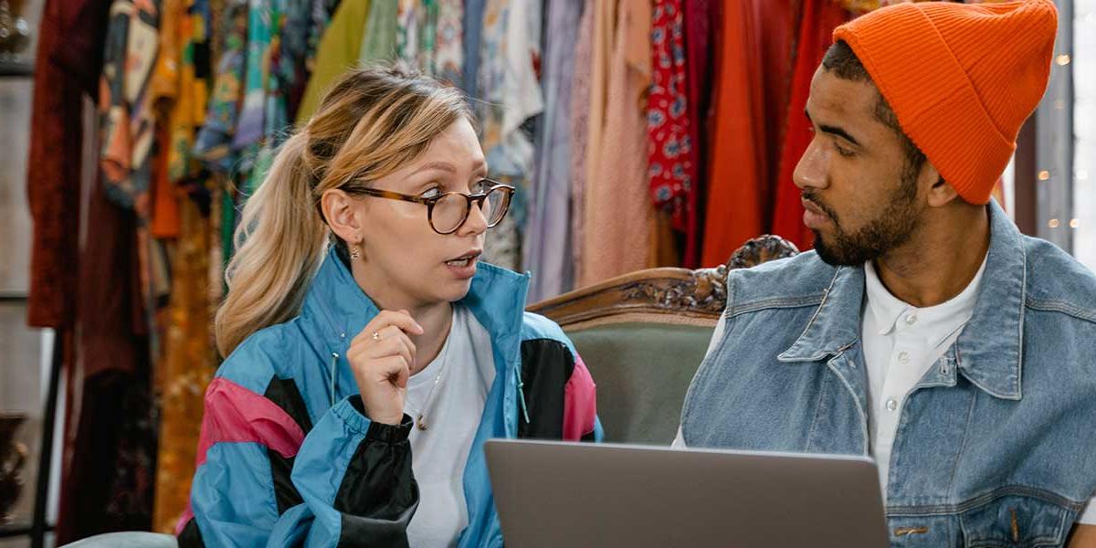 E-commerce Operations: Outsource or Inhouse