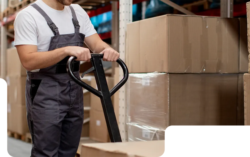 E-commerce Logistics: Definition, Best Practices, Examples & Future Trends [+Template]
