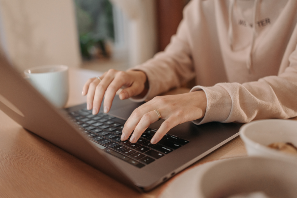 Fulfillment Adalah: Pengertian, Jenis, hingga Cara Kerja!