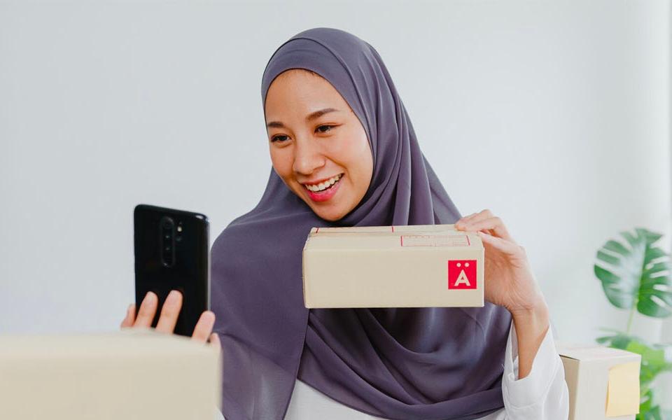 The Ultimate Guide for Malaysian E-commerce Brands to Export Globally: A Step-by-Step Approach 1 The Ultimate Guide for Malaysian E-commerce Brands to Export Globally: A Step-by-Step Approach