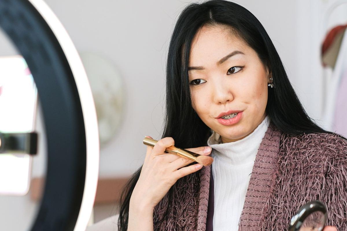 10 Tips Membuat Judul Live Shopee Yang Menarik dan Contohnya