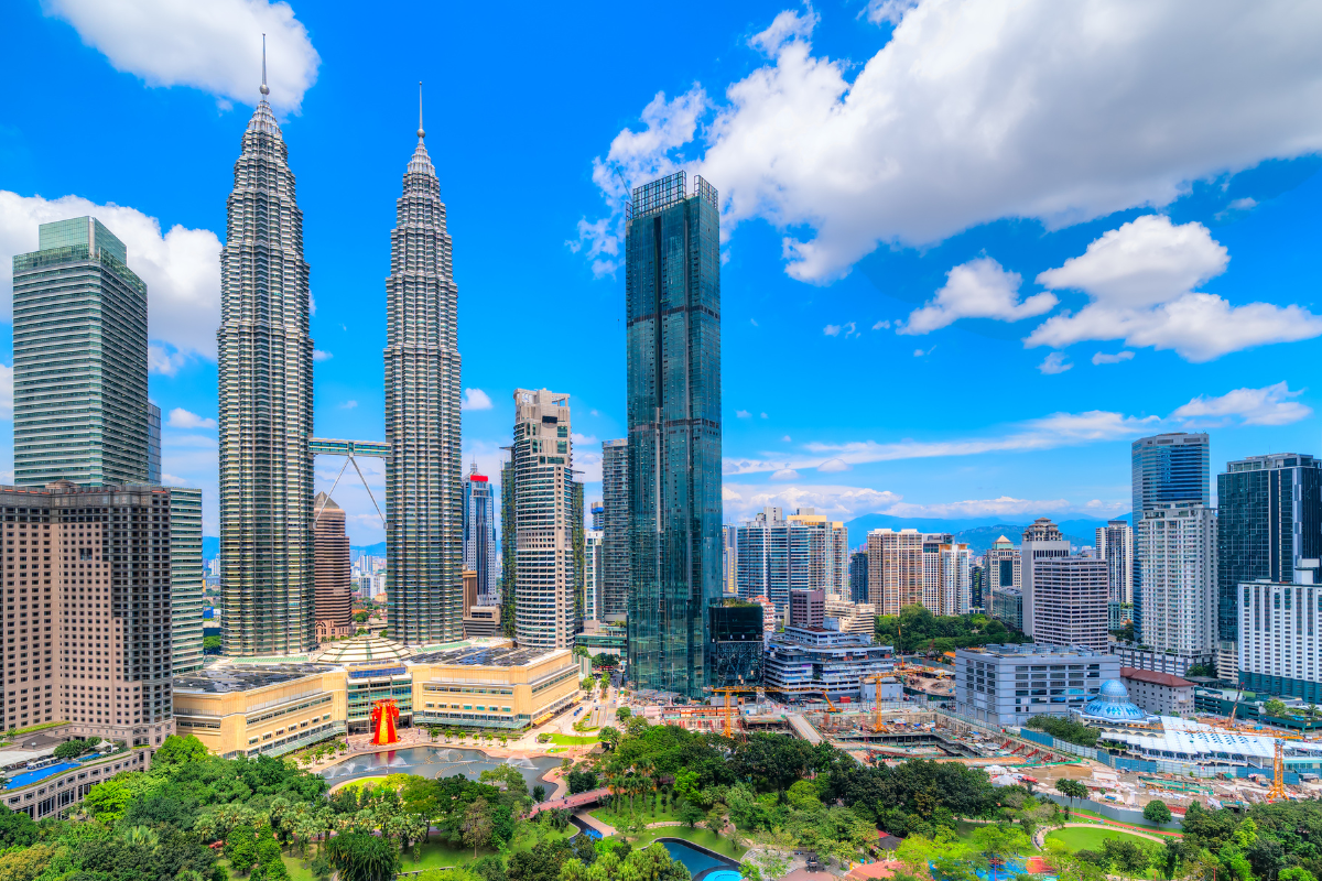 Fulfillment Malaysia: Cara Mudah Ekspor ke Malaysia