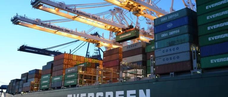 Unloading e-commerce orders from a shipping carrier | Locad